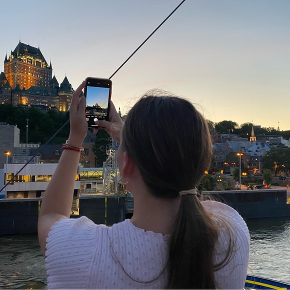 Meet your Posher, Kasandra - Picture 3 of 4